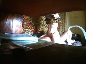 Скрытая камера в спальне